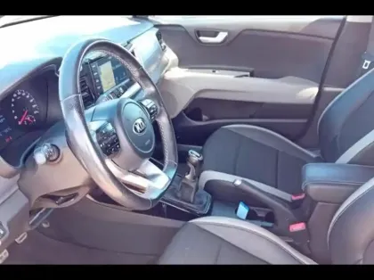 Photo 9 Kia Stonic  1.0 T-GDi 100ch ISG Design Euro6d-T