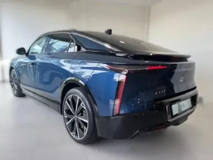 Photo 5 DS DS 8 N°8 Electrique 350ch Long Range Etoile AWD