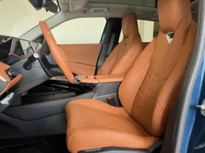 Photo 10 DS DS 8 N°8 Electrique 350ch Long Range Etoile AWD