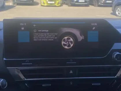 Photo 19 Citroën C4 III BlueHDi 130 S&amp;S EAT8 Shine