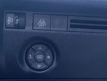 Photo 6 Citroën C4 III BlueHDi 130 S&amp;S EAT8 Shine