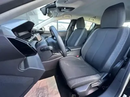 Photo 13 Peugeot 308 III BlueHDI 130 ACTIVE PACK