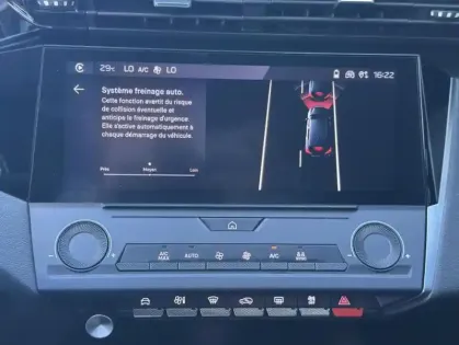 Photo 9 Peugeot 308 III BlueHDI 130 ACTIVE PACK