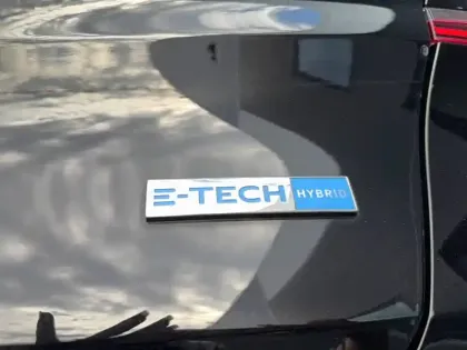 Photo 20 Renault Captur  E-Tech 145 - 21B