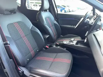 Photo 11 Renault Captur  E-Tech 145 - 21B