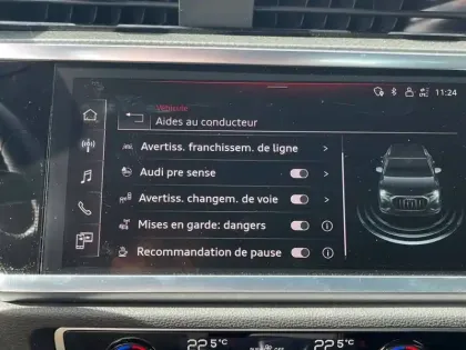 Photo 74 Audi Q3  35 TFSI 150 ch S tronic 7