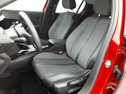 Photo 10 Peugeot 208  Electrique 50 kWh 136ch