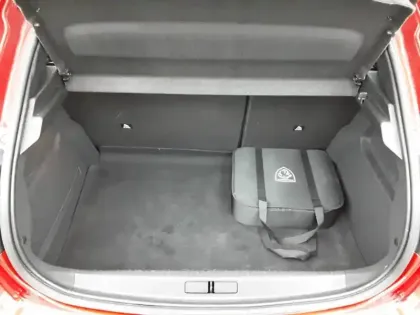 Photo 5 Peugeot 208  Electrique 50 kWh 136ch