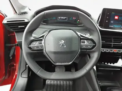 Photo 8 Peugeot 208  Electrique 50 kWh 136ch