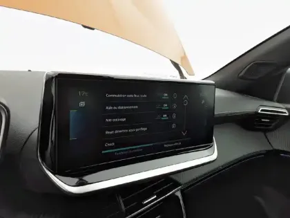 Photo 20 Peugeot 2008  Electrique 136 ch