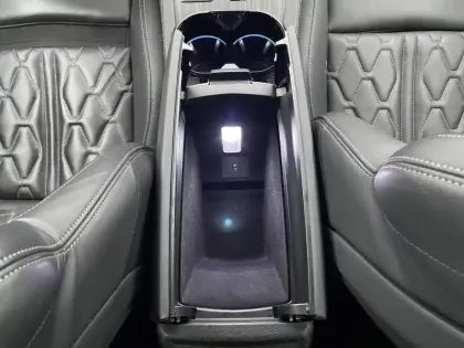 Photo 33 Peugeot 508  SW Hybrid 225 e-EAT8