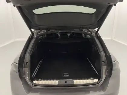 Photo 12 Peugeot 508  SW Hybrid 225 e-EAT8