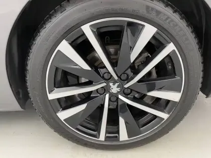 Photo 15 Peugeot 508  SW Hybrid 225 e-EAT8