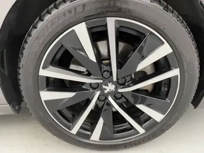 Photo 17 Peugeot 508  SW Hybrid 225 e-EAT8