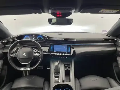 Photo 32 Peugeot 508  SW Hybrid 225 e-EAT8