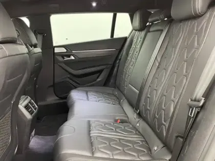 Photo 14 Peugeot 508  SW Hybrid 225 e-EAT8