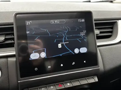 Photo 24 Renault Captur  E-Tech full hybrid 145