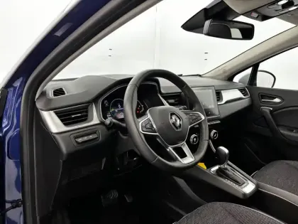 Photo 9 Renault Captur  E-Tech full hybrid 145