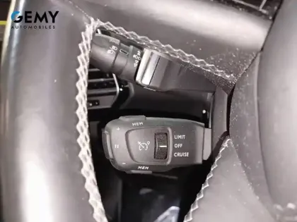 Photo 32 DS DS 7 DS7 Crossback PureTech 225 EAT8