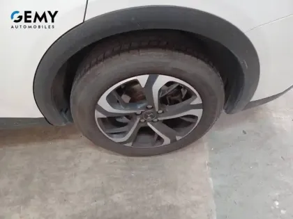 Photo 50 DS DS 7 DS7 Crossback PureTech 225 EAT8