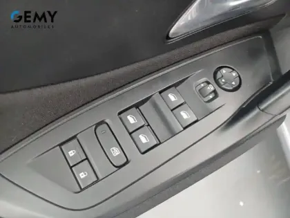 Photo 11 Peugeot 308  BlueHDi 130ch S&S BVM6