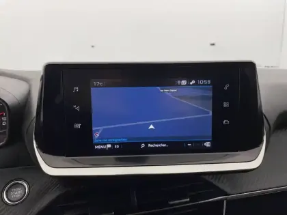 Photo 19 Peugeot 208  PureTech 100 S&S BVM6