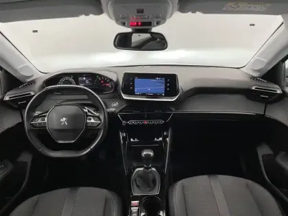 Photo 29 Peugeot 208  PureTech 100 S&S BVM6