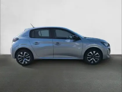 Photo 23 Peugeot 208  Hybrid 110 e-DCS6