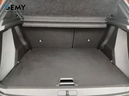 Photo 5 Peugeot 2008  PureTech 130 S&S EAT8