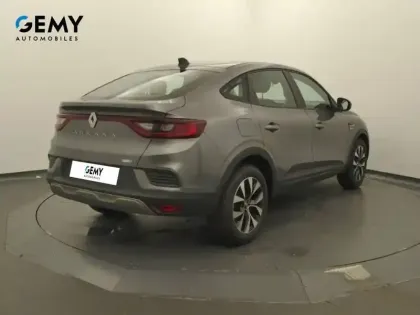 Photo 38 Renault Arkana  E-Tech 145
