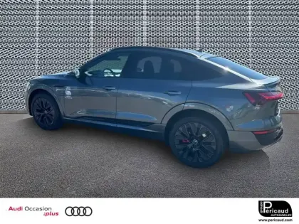 Photo 16 Audi Q8 E-Tron  Sportback 55 408 ch 114 kWh Quattro