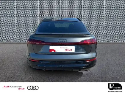 Photo 17 Audi Q8 E-Tron  Sportback 55 408 ch 114 kWh Quattro