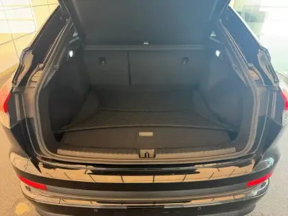 Photo 26 Audi Q4  e-tron Sportback 40 204 ch 82 kW