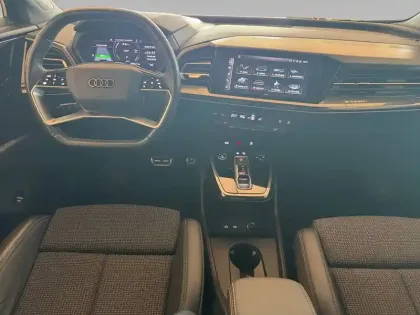 Photo 8 Audi Q4  e-tron Sportback 40 204 ch 82 kW