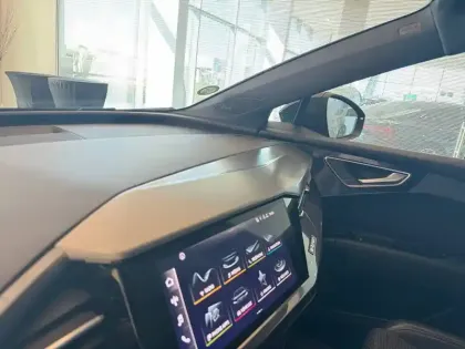 Photo 38 Audi Q4  e-tron Sportback 40 204 ch 82 kW