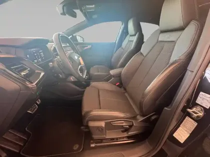 Photo 7 Audi Q4  e-tron Sportback 40 204 ch 82 kW