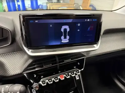 Photo 8 Peugeot 208  Hybrid 110 e-DCS6