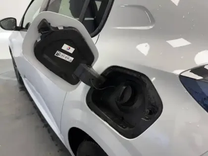 Photo 12 Peugeot 208  Hybrid 110 e-DCS6