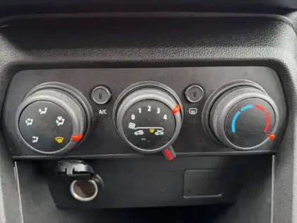 Photo 18 Dacia Sandero  TCe 90 - 22