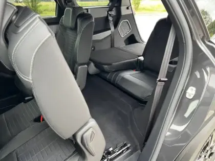 Photo 74 Peugeot 5008  Hybrid 145 e-DCS6