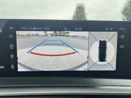 Photo 53 Peugeot 5008  Hybrid 145 e-DCS6