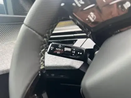 Photo 63 Peugeot 5008  Hybrid 145 e-DCS6