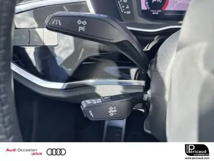 Photo 15 Audi Q3  35 TFSI 150 ch S tronic 7