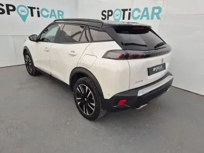 Photo 6 Peugeot 2008  PureTech 155 S&S EAT8