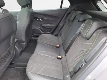 Photo 11 Peugeot 2008  Hybrid 145 e-DCS6