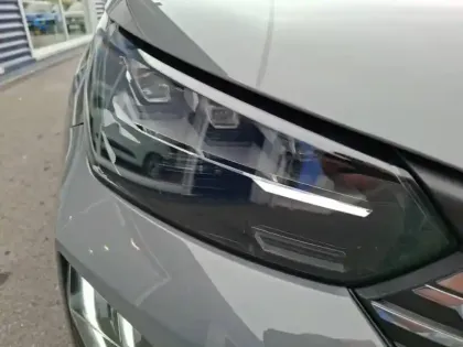 Photo 15 Peugeot 2008  Hybrid 145 e-DCS6