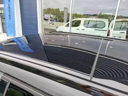 Photo 24 Peugeot 2008  Hybrid 145 e-DCS6