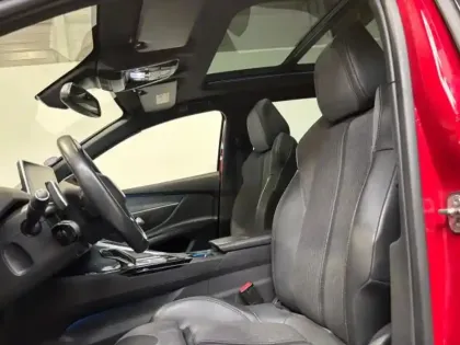 Photo 9 Peugeot 3008  1.6 THP 165ch GT Line S&S EAT6