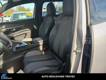 Photo 11 Peugeot 5008  1.5 BlueHDi 130ch S&S Allure Pack EAT8