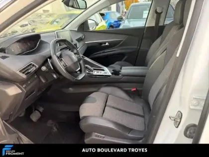 Photo 11 Peugeot 5008  1.2 PureTech 130ch S&S Allure EAT8